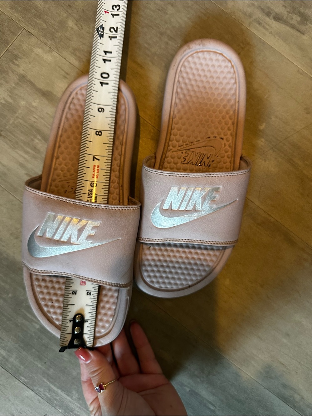⭐️Nike Light Pink Slides with Iridescent Logo - Picture 4 of 4